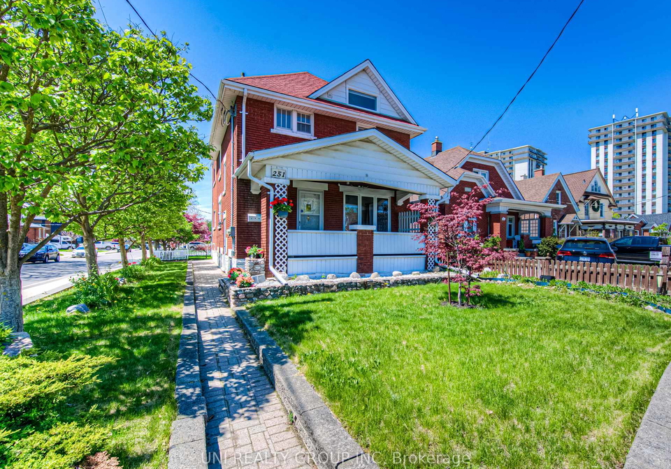 251-margaret-avenue-kitchener-ontario-x12186100