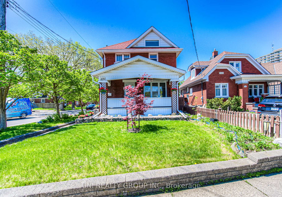 251-margaret-avenue-kitchener-ontario-x12186100