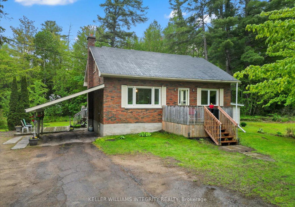 40968-highway-41-road-laurentian-valley-ontario-x12186170