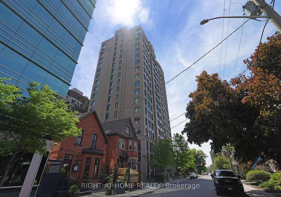 235-kent-street-ottawa-ontario-x12186186