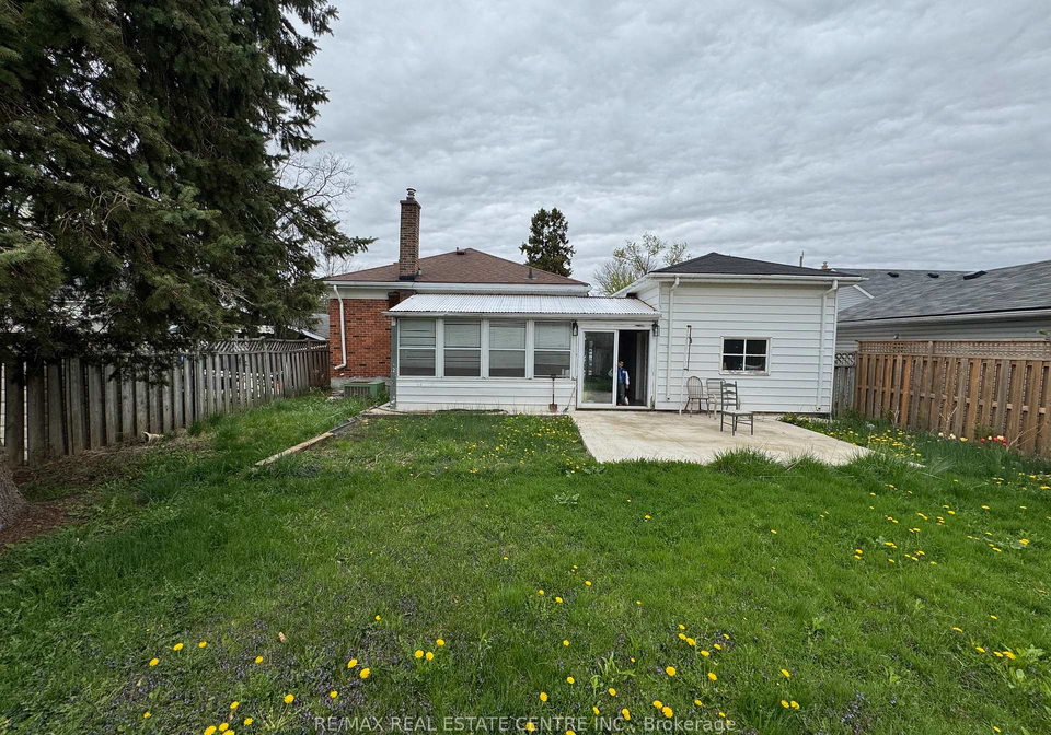20-charles-street-brantford-ontario-x12186278