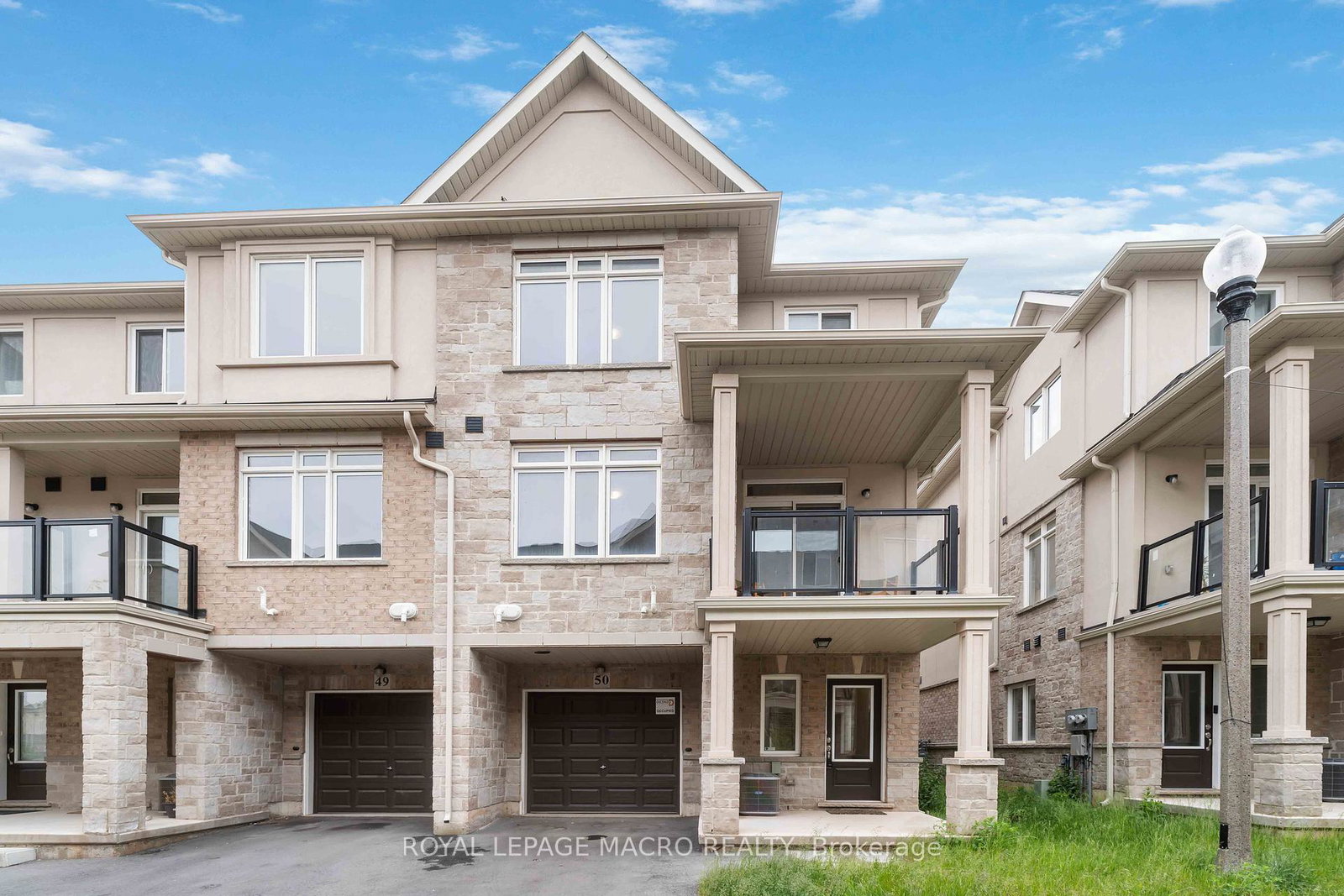 40-zinfandel-drive-hamilton-ontario-x12186360