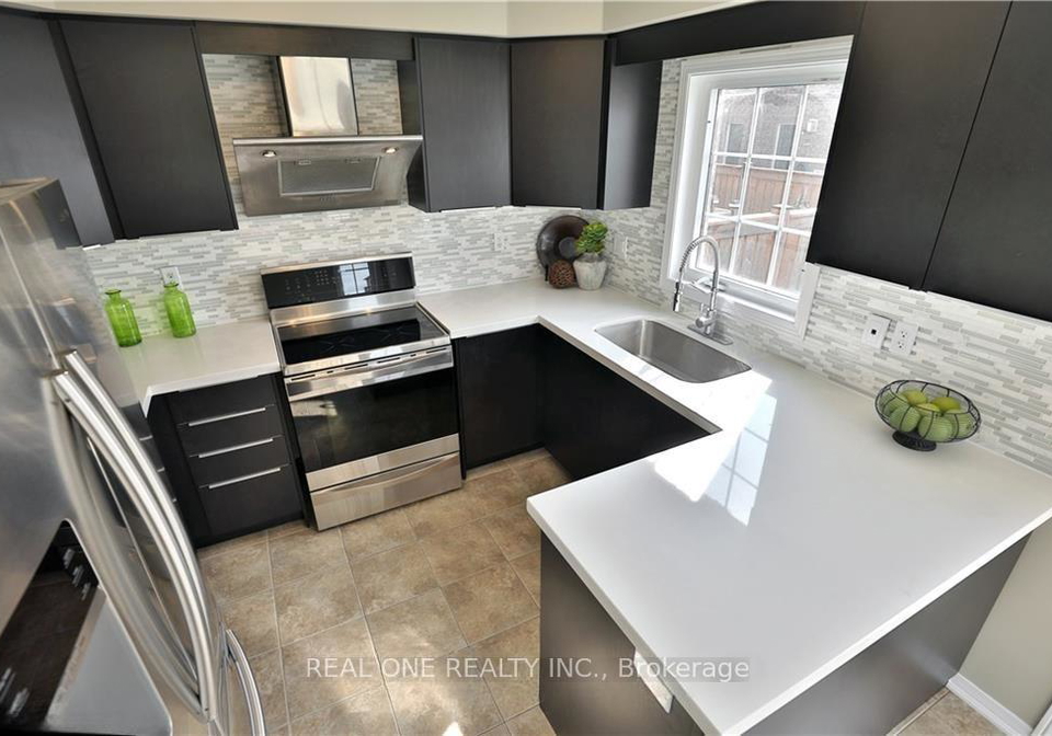 70-mcknight-avenue-hamilton-ontario-x12186404