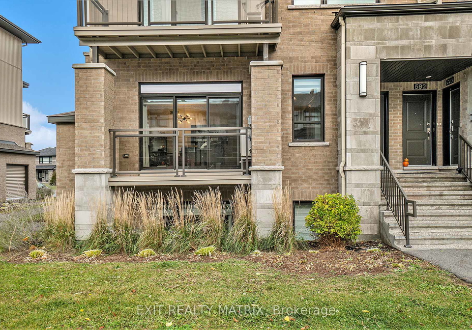 596-compass-street-ottawa-ontario-x12186840
