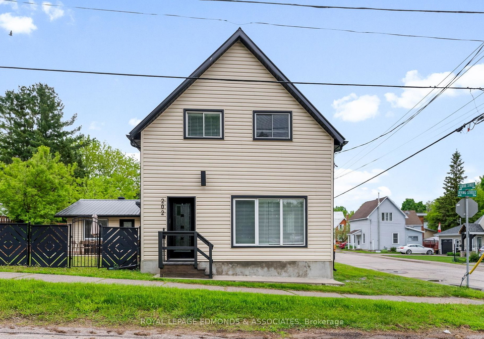 202-irving-street-pembroke-ontario-x12186865