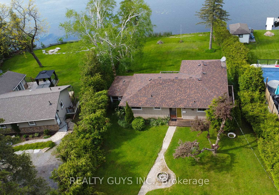 665-fire-1-route-selwyn-ontario-x12186889
