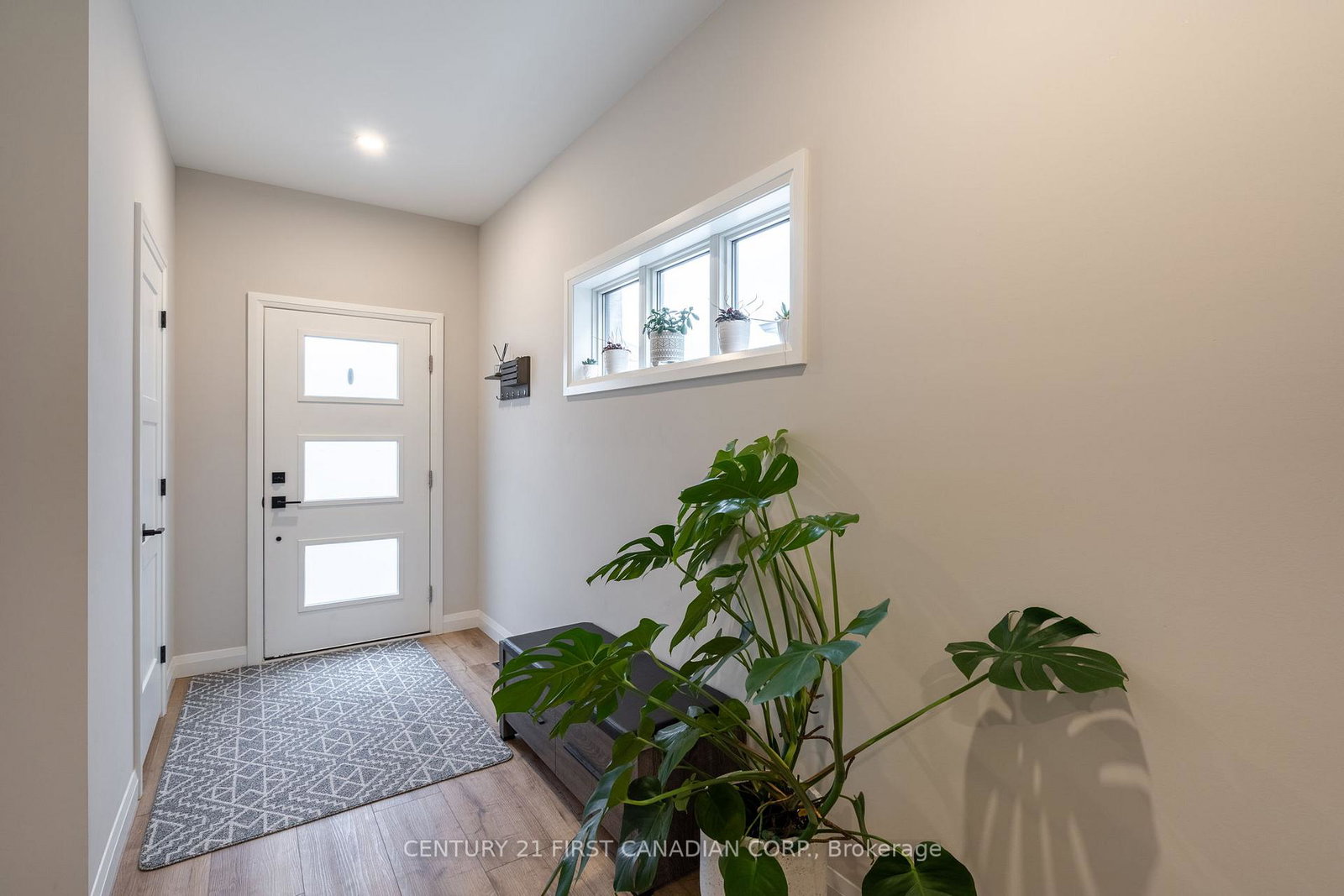 17-nicholson-street-lucan-biddulph-ontario-x12187056