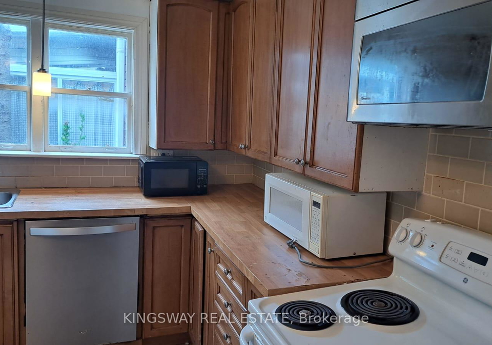147-harmony-avenue-hamilton-ontario-x12187902