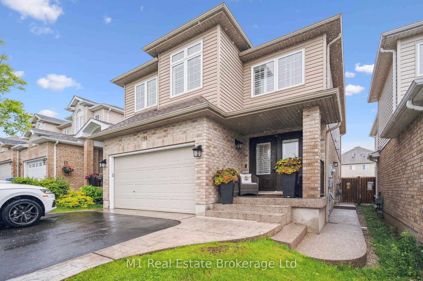 174-curzon-crescent-guelph-ontario-x12188071