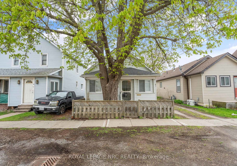 87-mitchell-street-port-colborne-ontario-x12188084