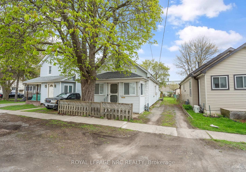 87-mitchell-street-port-colborne-ontario-x12188084