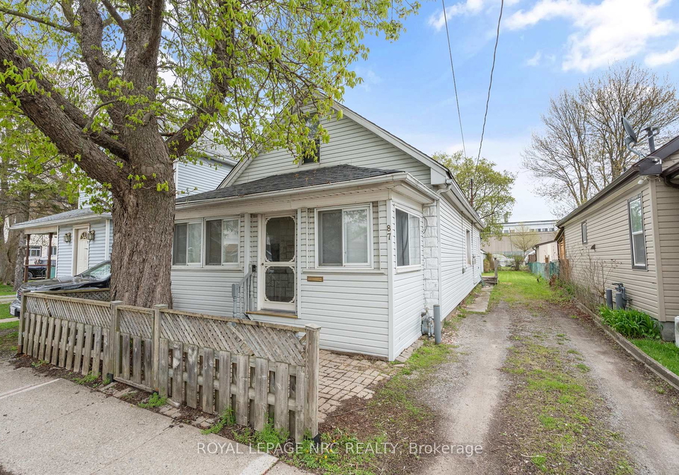 87-mitchell-street-port-colborne-ontario-x12188084