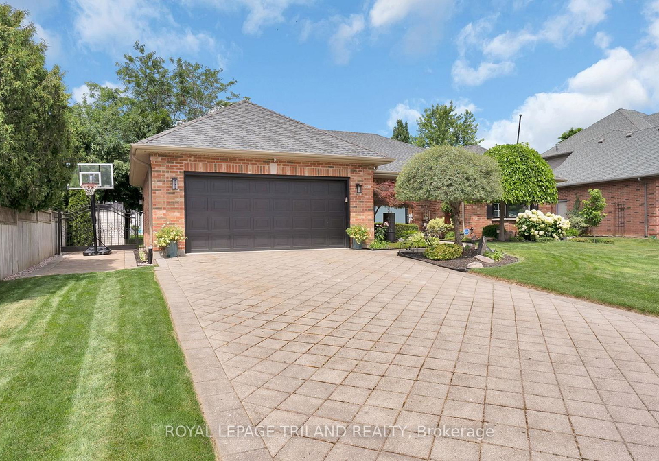 36-wingreen-lane-middlesex-centre-ontario-x12188112
