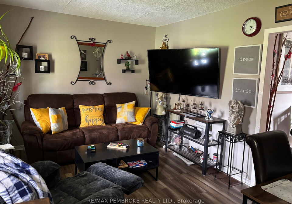 762-mackay-street-pembroke-ontario-x12188144