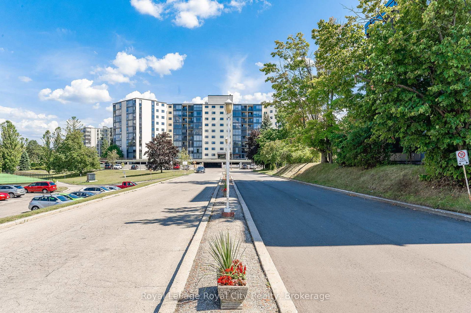 19-woodlawn-road-e-guelph-ontario-x12188245