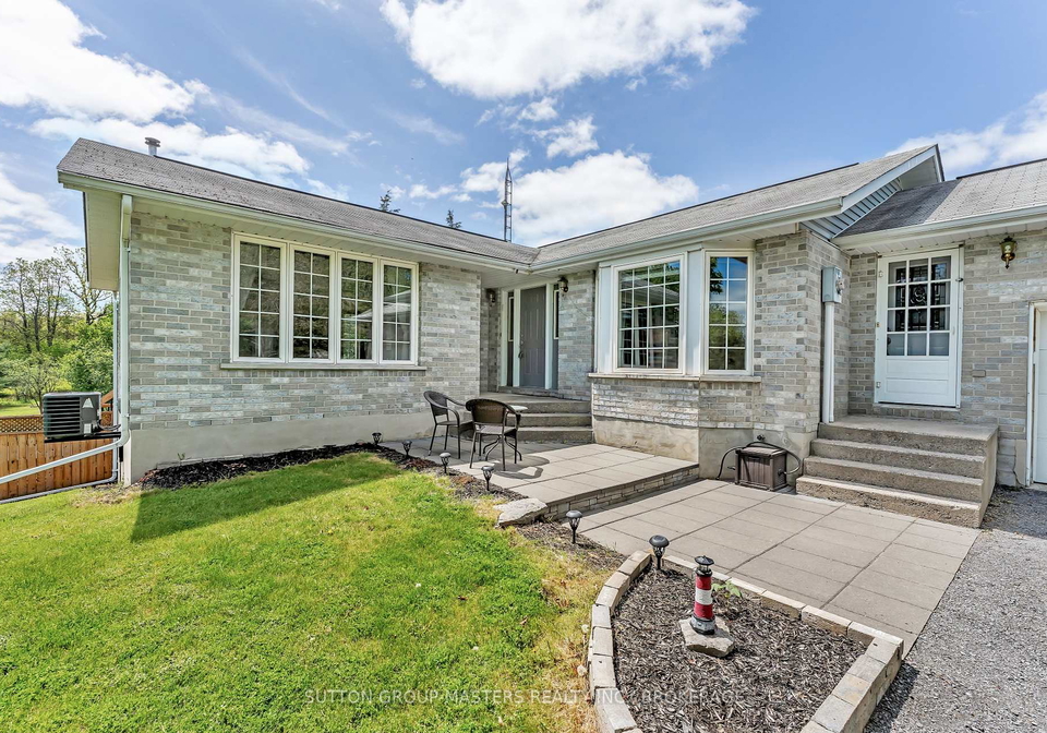 7582-county-road-2-greater-napanee-ontario-x12188281