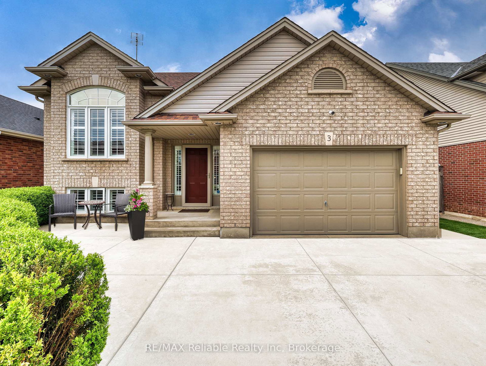 3-montrose-street-st-catharines-ontario-x12188401