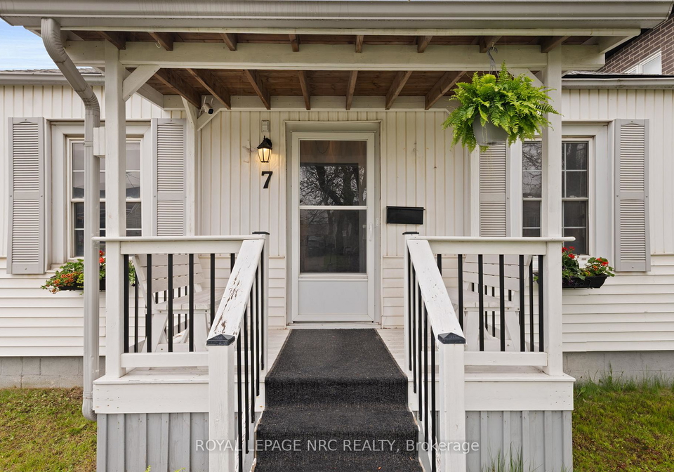 7-lancaster-avenue-st-catharines-ontario-x12188532