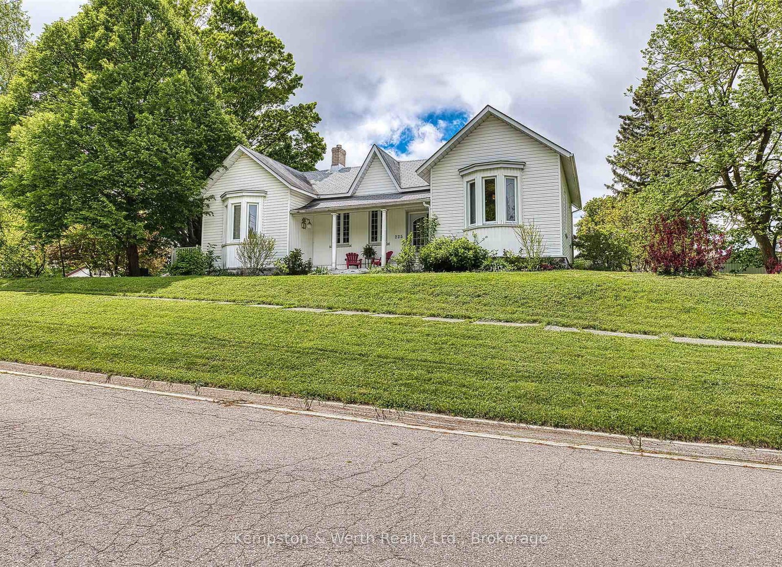 225-queen-street-n-minto-ontario-x12188648