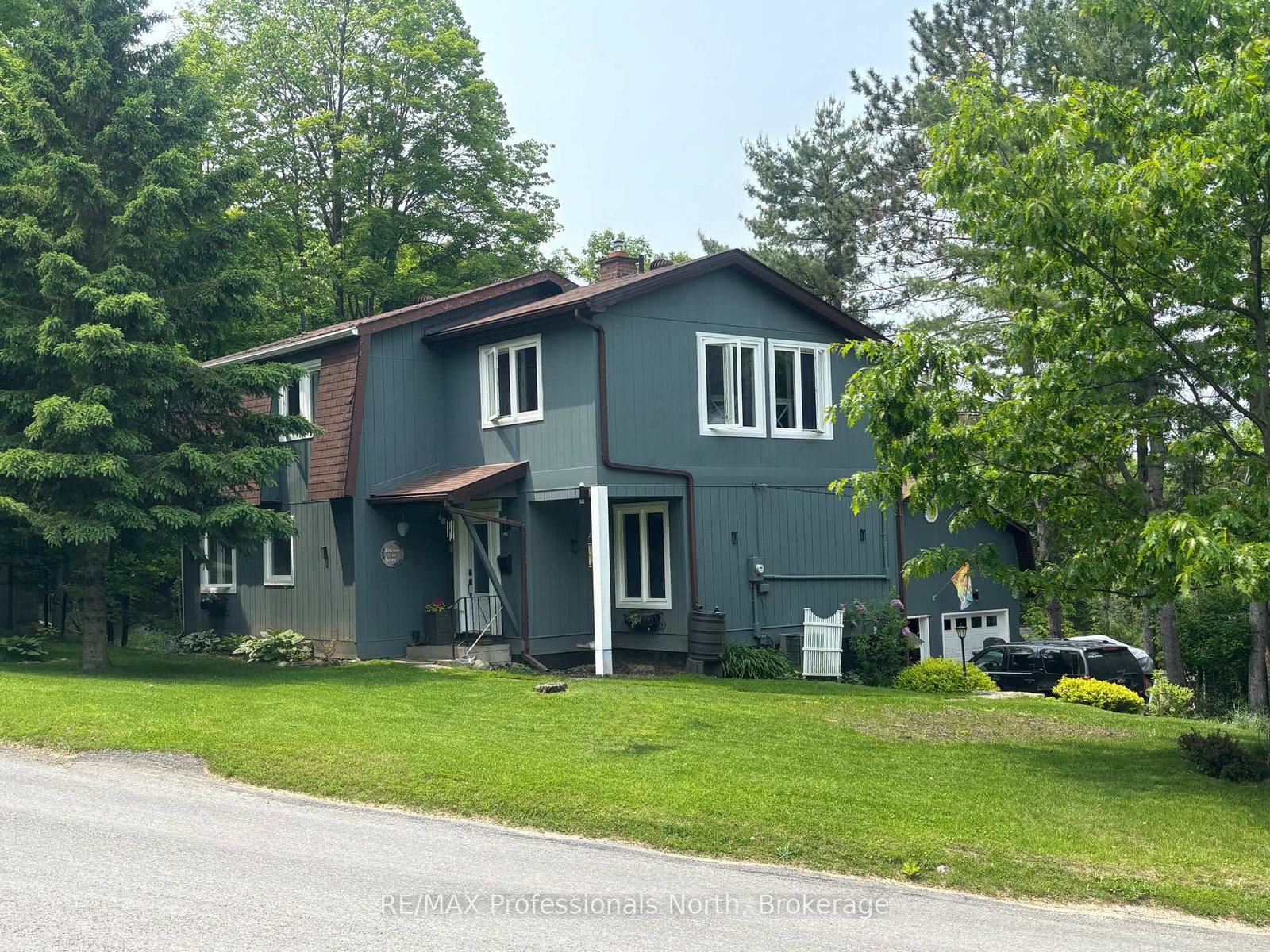560-mountain-street-dysart-et-al-ontario-x12188670