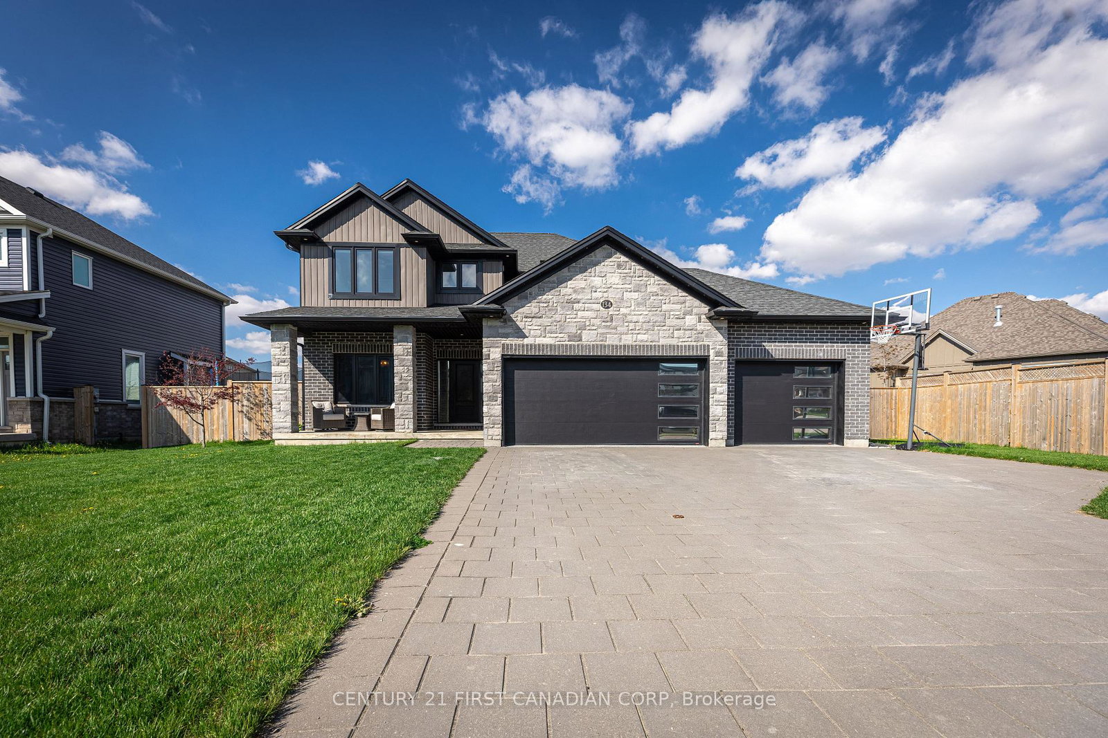 134-spencer-avenue-lucan-biddulph-ontario-x12188769