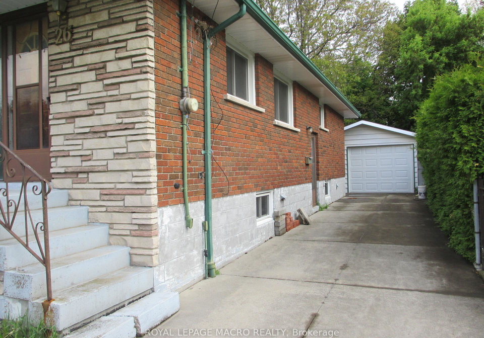 26-parklands-drive-hamilton-ontario-x12188791