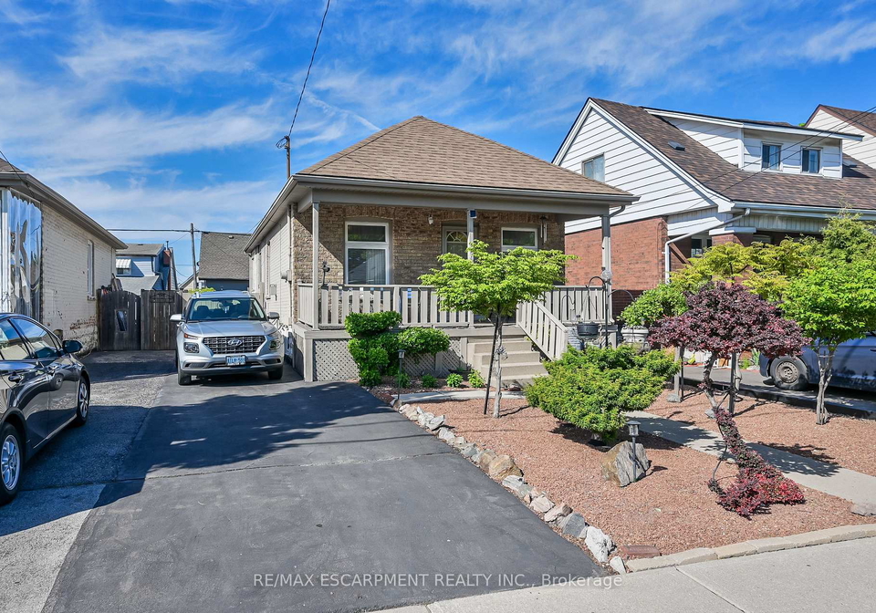 49-craigmiller-avenue-hamilton-ontario-x12188797
