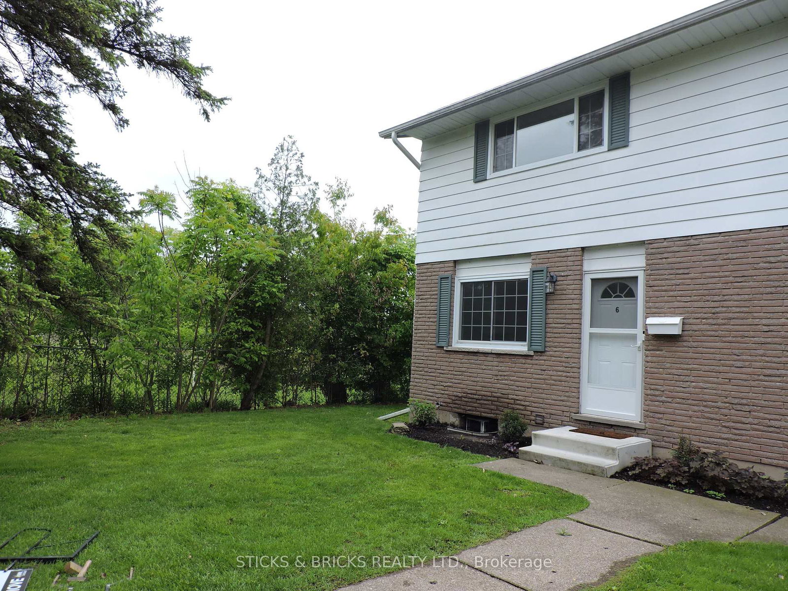 5852-frontenac-street-niagara-falls-ontario-x12188863
