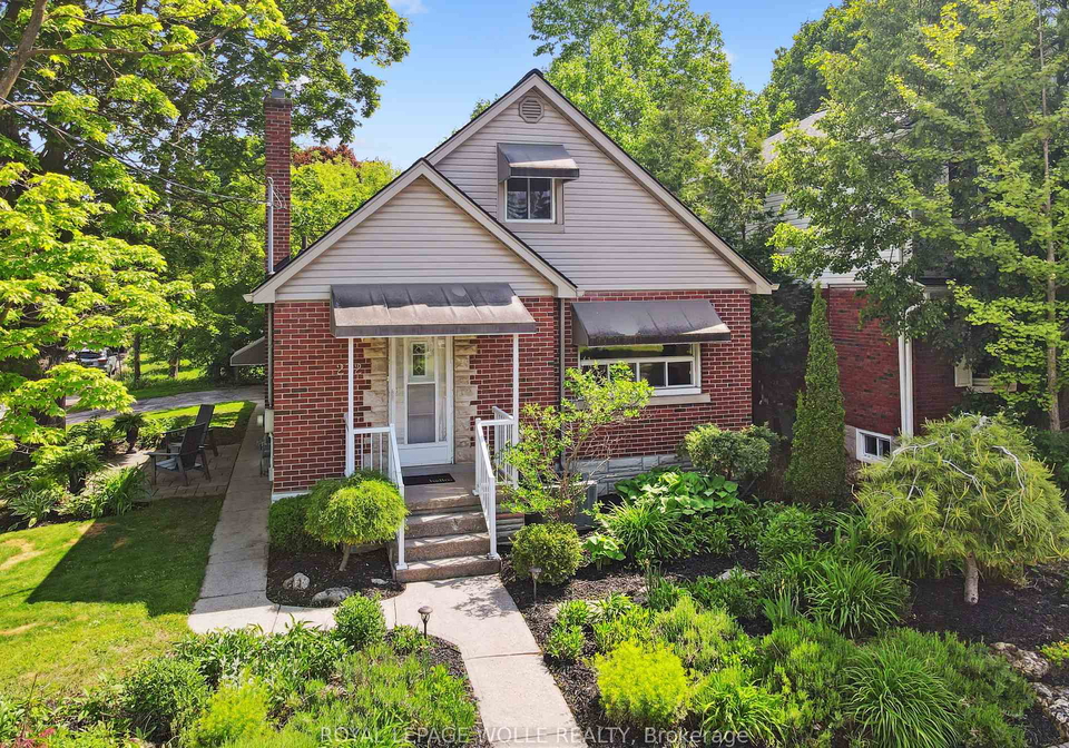 272-herbert-street-waterloo-ontario-x12188941
