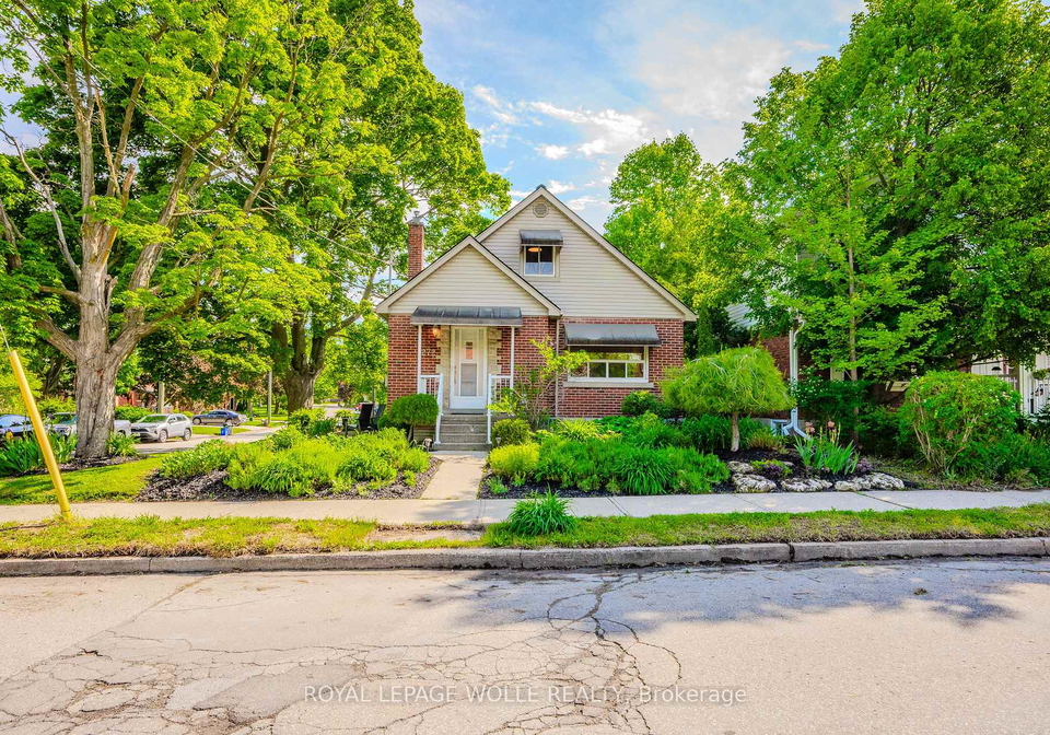 272-herbert-street-waterloo-ontario-x12188941