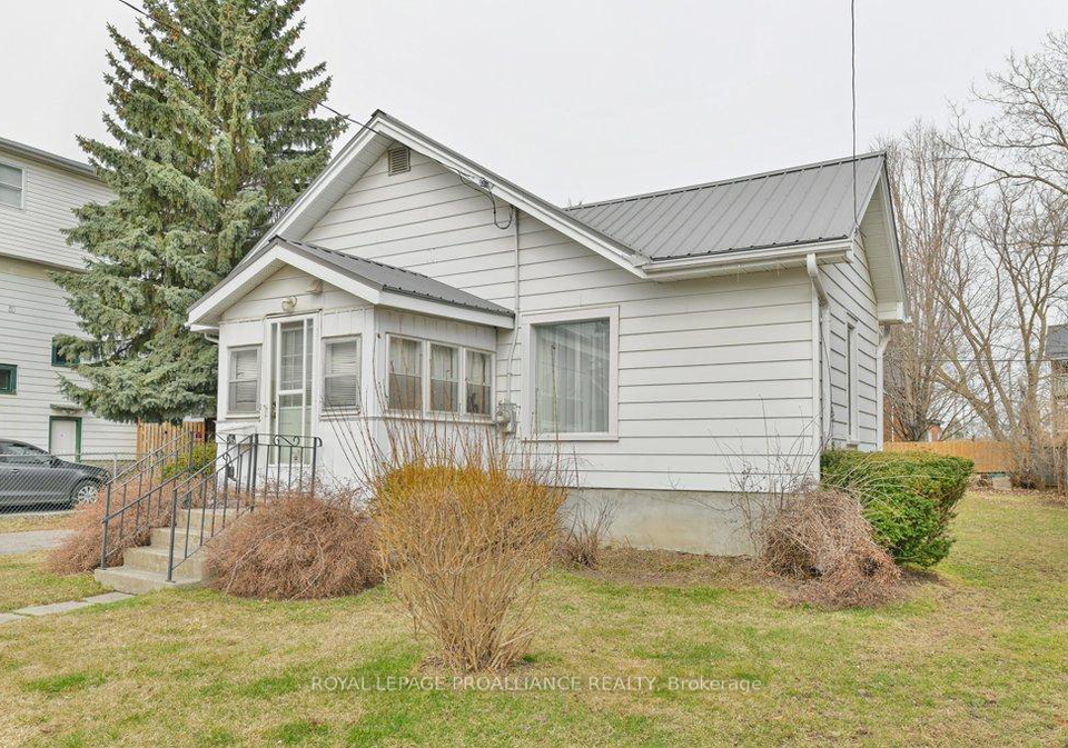 26-burton-street-belleville-ontario-x12188953