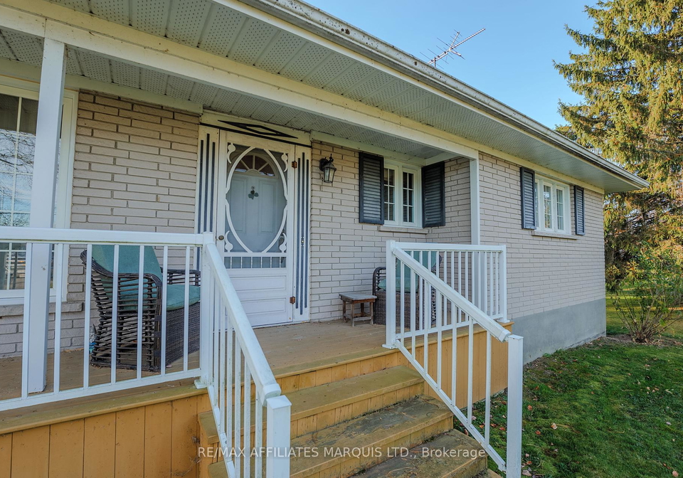 19732-john-street-south-glengarry-ontario-x12189147