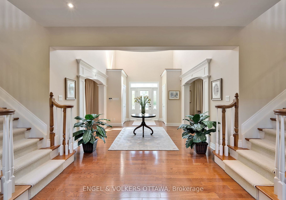 18-forestgrove-drive-ottawa-ontario-x12189284