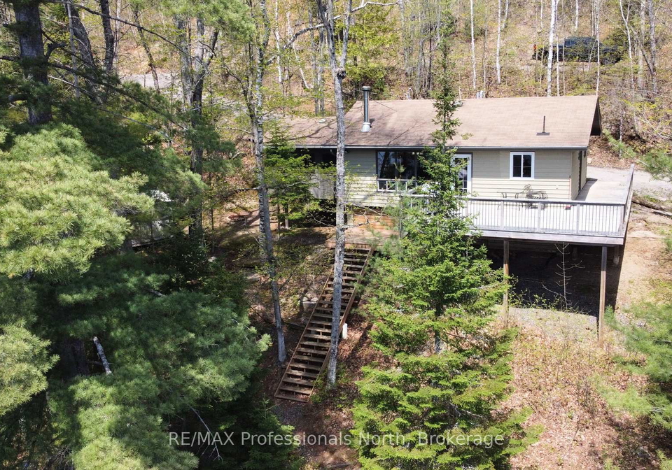 1196-portage-road-dysart-et-al-ontario-x12189325