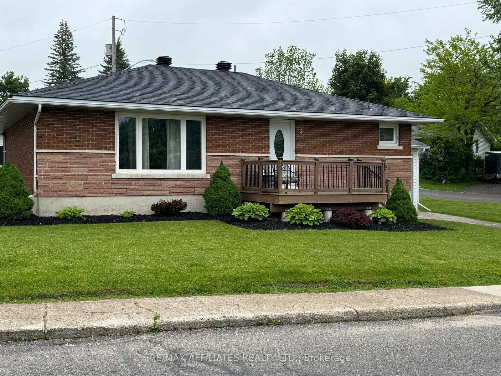 2-philip-street-smiths-falls-ontario-x12189526
