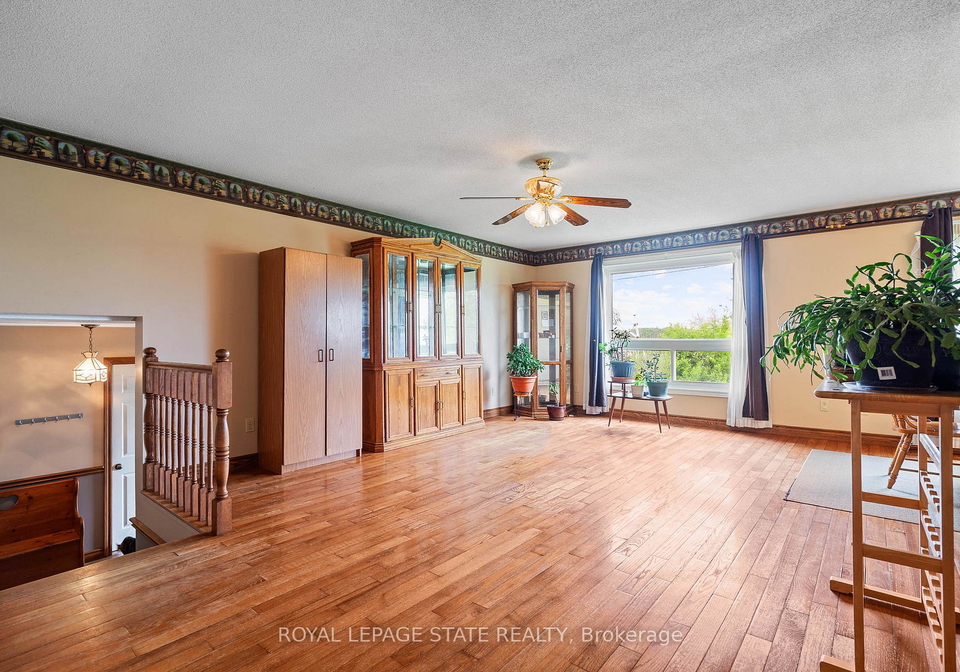 3135-road-9-haldimand-ontario-x12189995