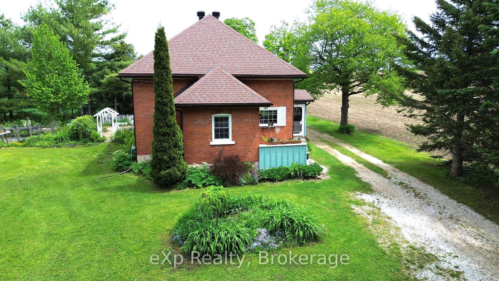 735125-west-back-line-west-grey-ontario-x12190001