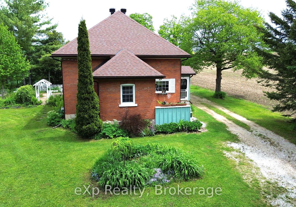 735125-west-back-line-west-grey-ontario-x12190001