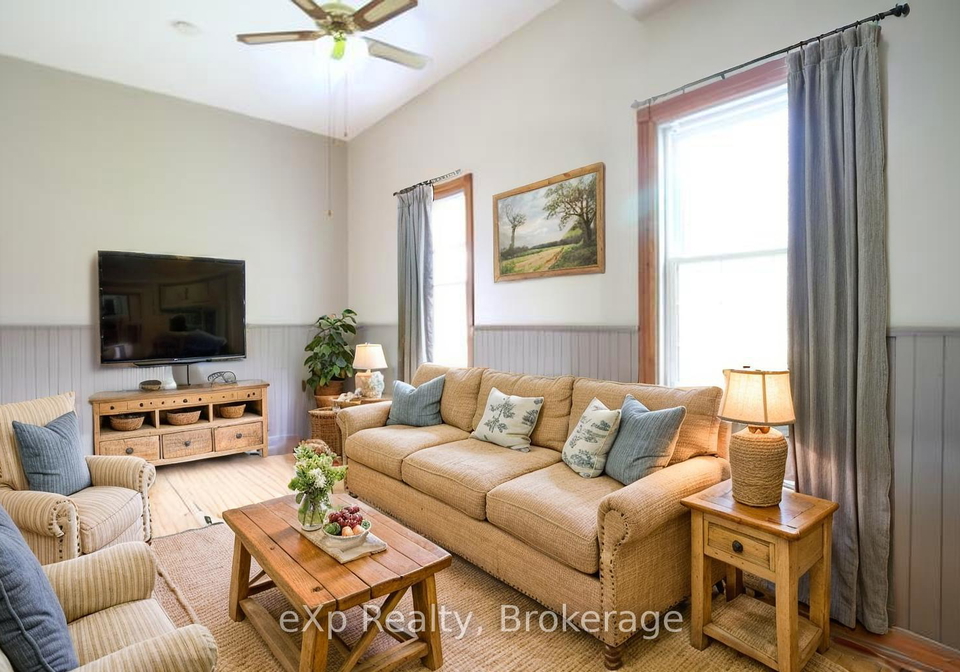 735125-west-back-line-west-grey-ontario-x12190001