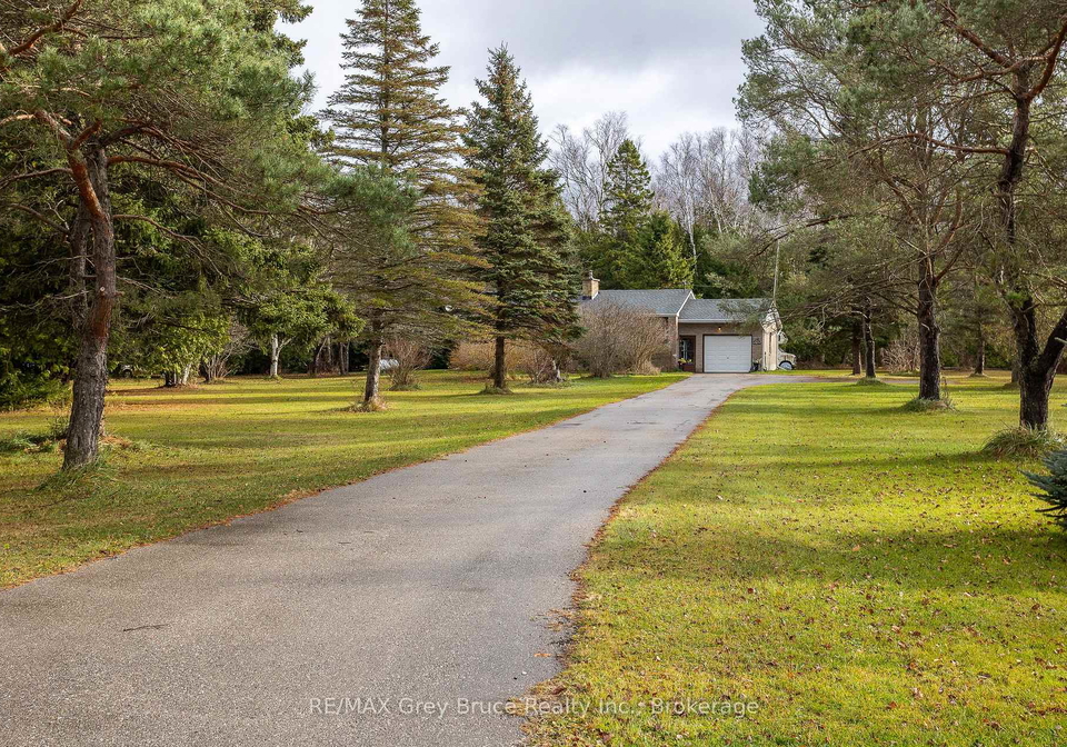 564-municipal-road-south-bruce-peninsula-ontario-x12190070