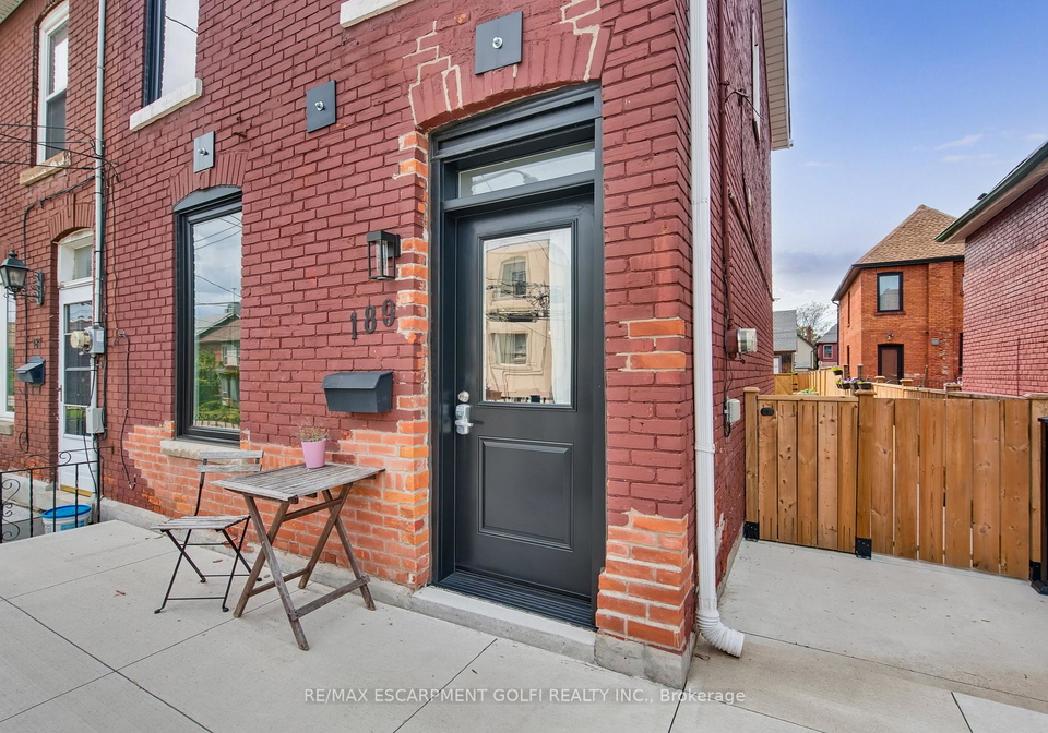 189-queen-street-n-hamilton-ontario-x12190303