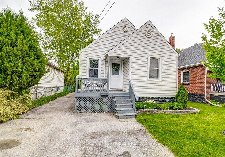 284-tolton-avenue-hamilton-ontario-x12190694