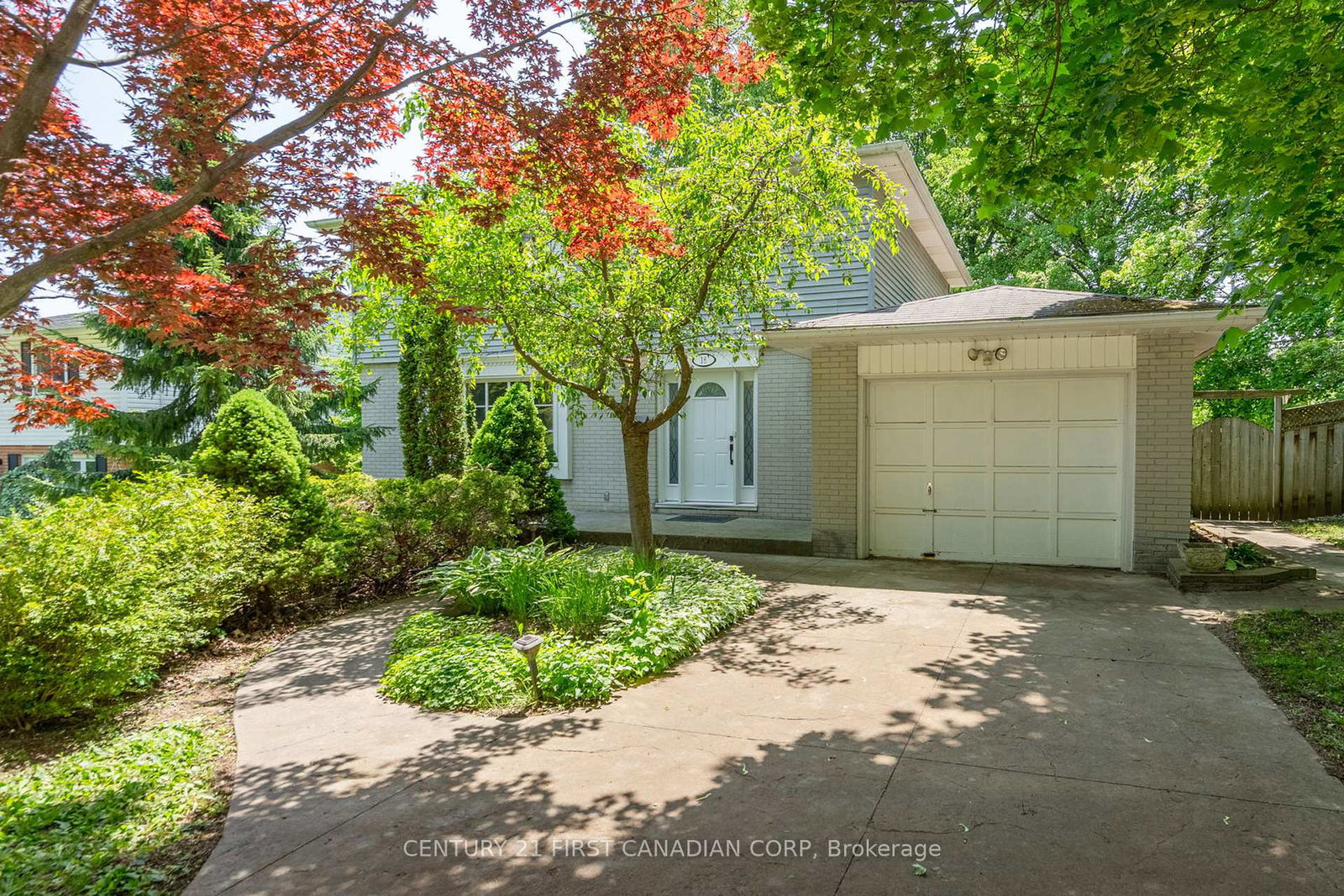 18-brentwood-crescent-london-north-ontario-x12191200