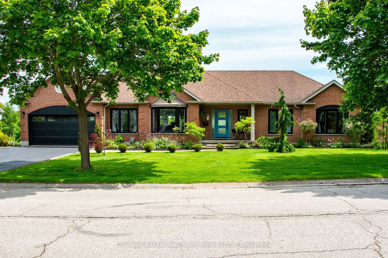 27-cross-creek-boulevard-guelpheramosa-ontario-x12191218