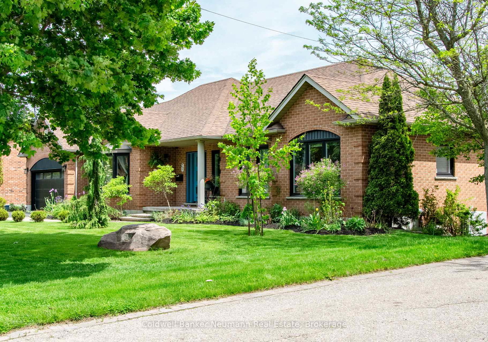 27-cross-creek-boulevard-guelpheramosa-ontario-x12191218