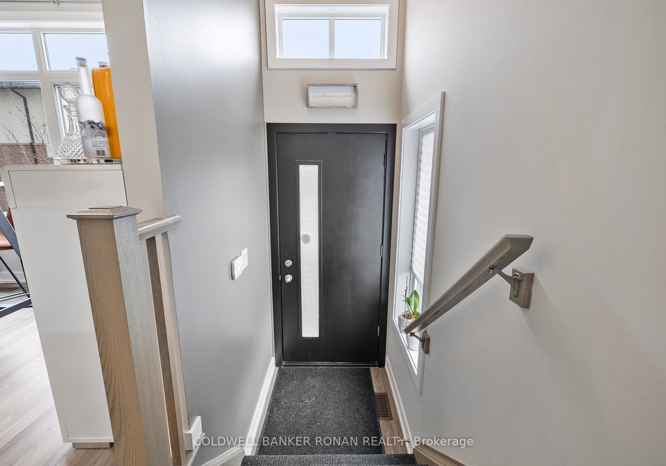 15-wilings-lane-hamilton-ontario-x12191405