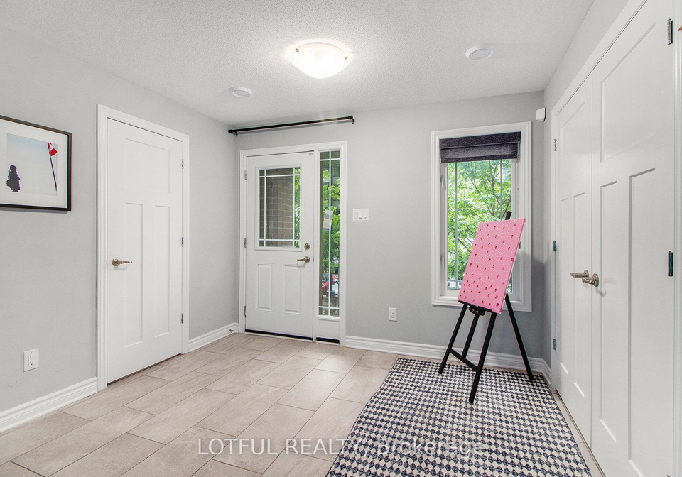 122-matador-private-ottawa-ontario-x12191635