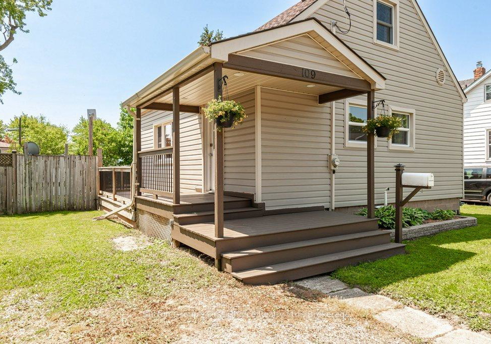 109-norfolk-street-stratford-ontario-x12191661