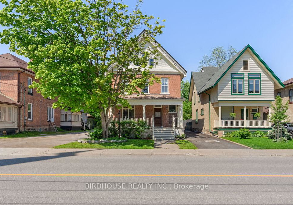 37-cambridge-street-n-kawartha-lakes-ontario-x12191975
