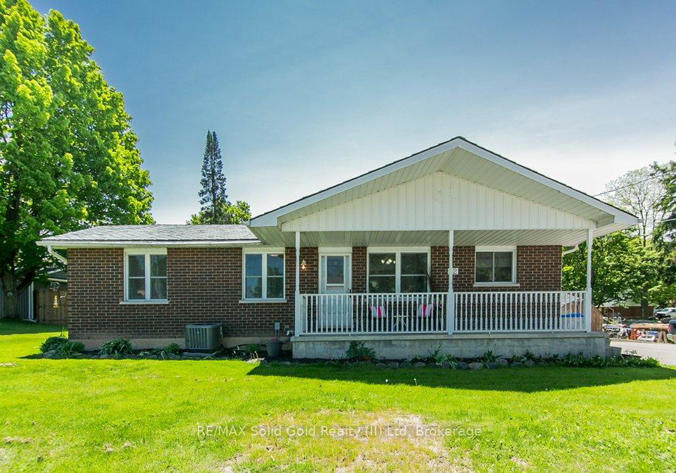 62-queen-street-huron-east-ontario-x12191989